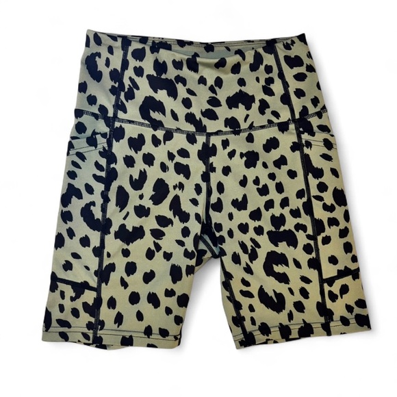 Nicole Miller Sport Small Green Leopard Print Biker Shorts Athleisure Active Gym - Picture 1 of 5